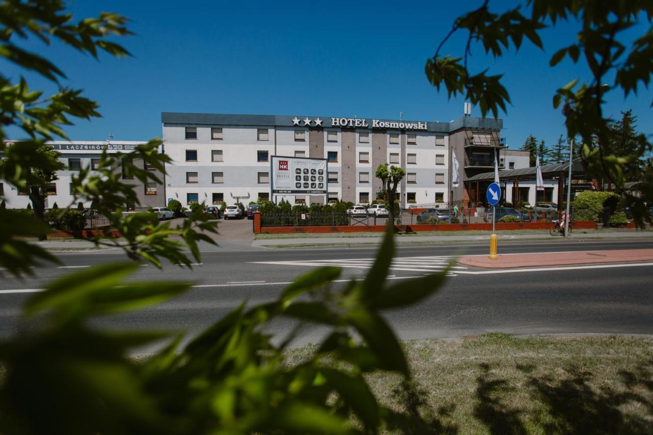 Hotel Kosmowski Września Exterior foto
