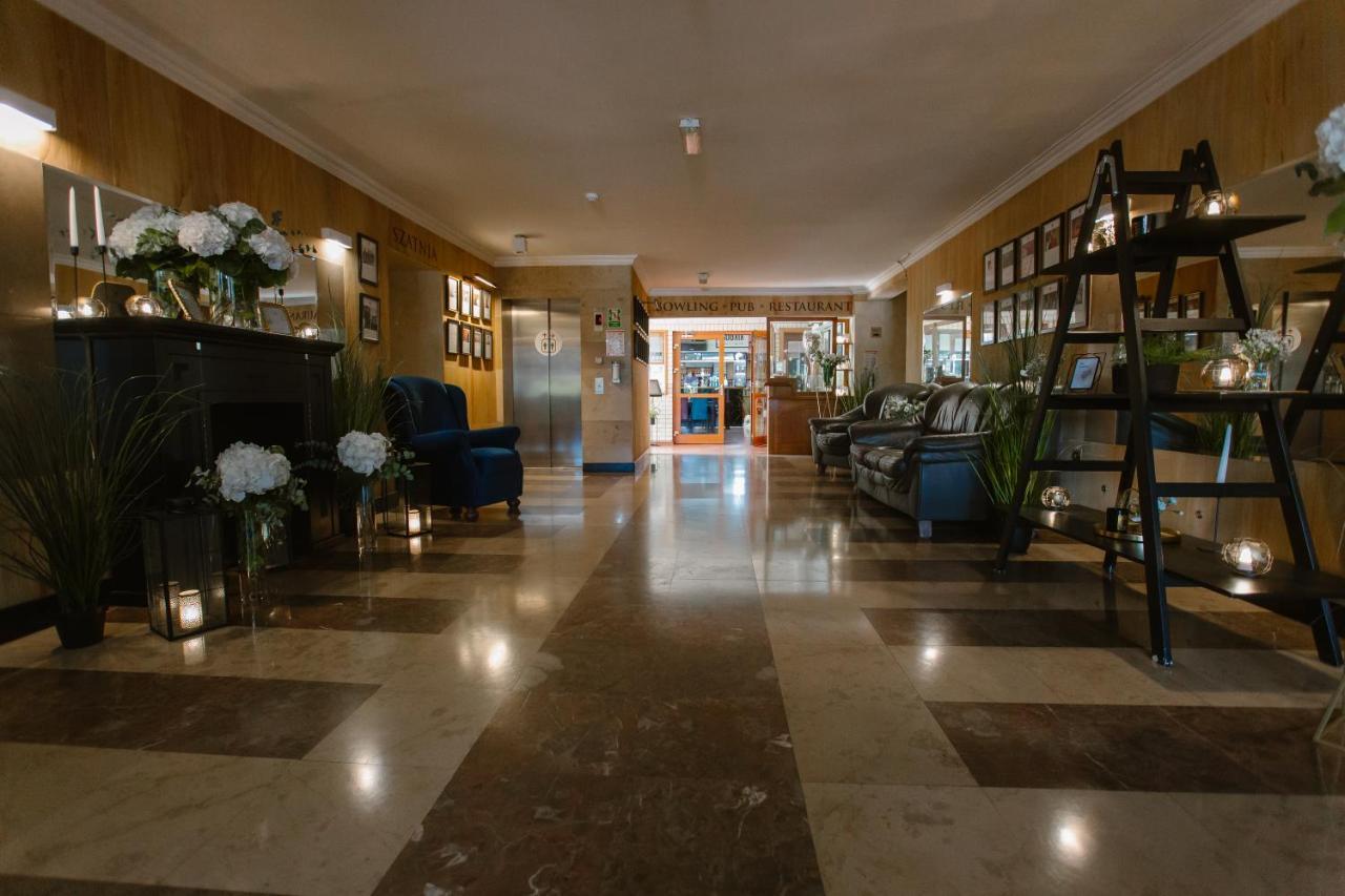 Hotel Kosmowski Września Exterior foto